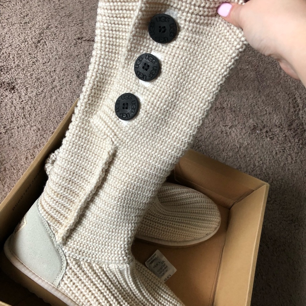 Uggs Boots - gentley used